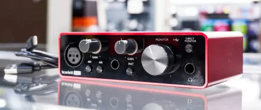 Focusrite - Scarlett Solo 3rd Gen USB Audio Interfac